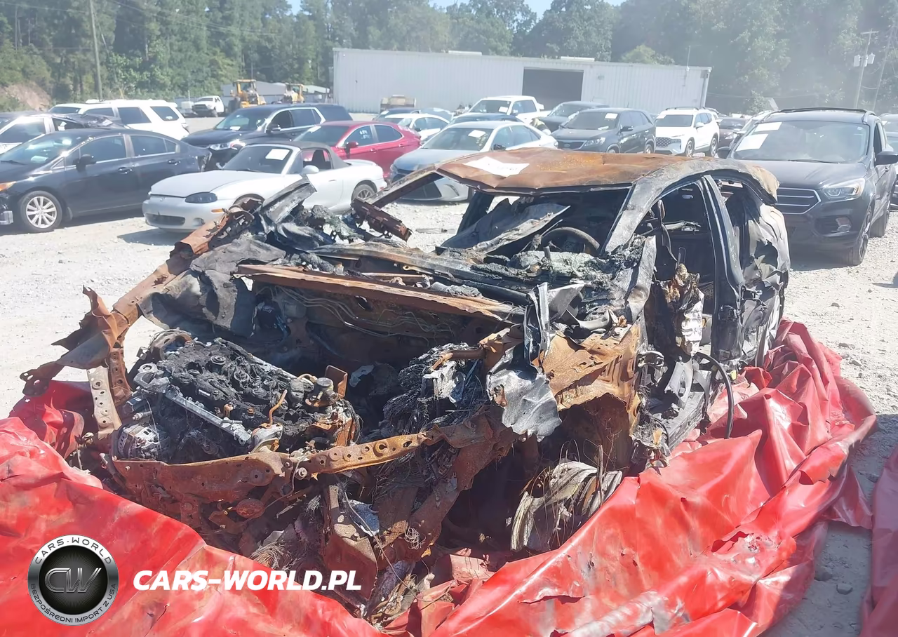 2018 Toyota Camry Le VIN:4T1B11HK5JU599582 - 2