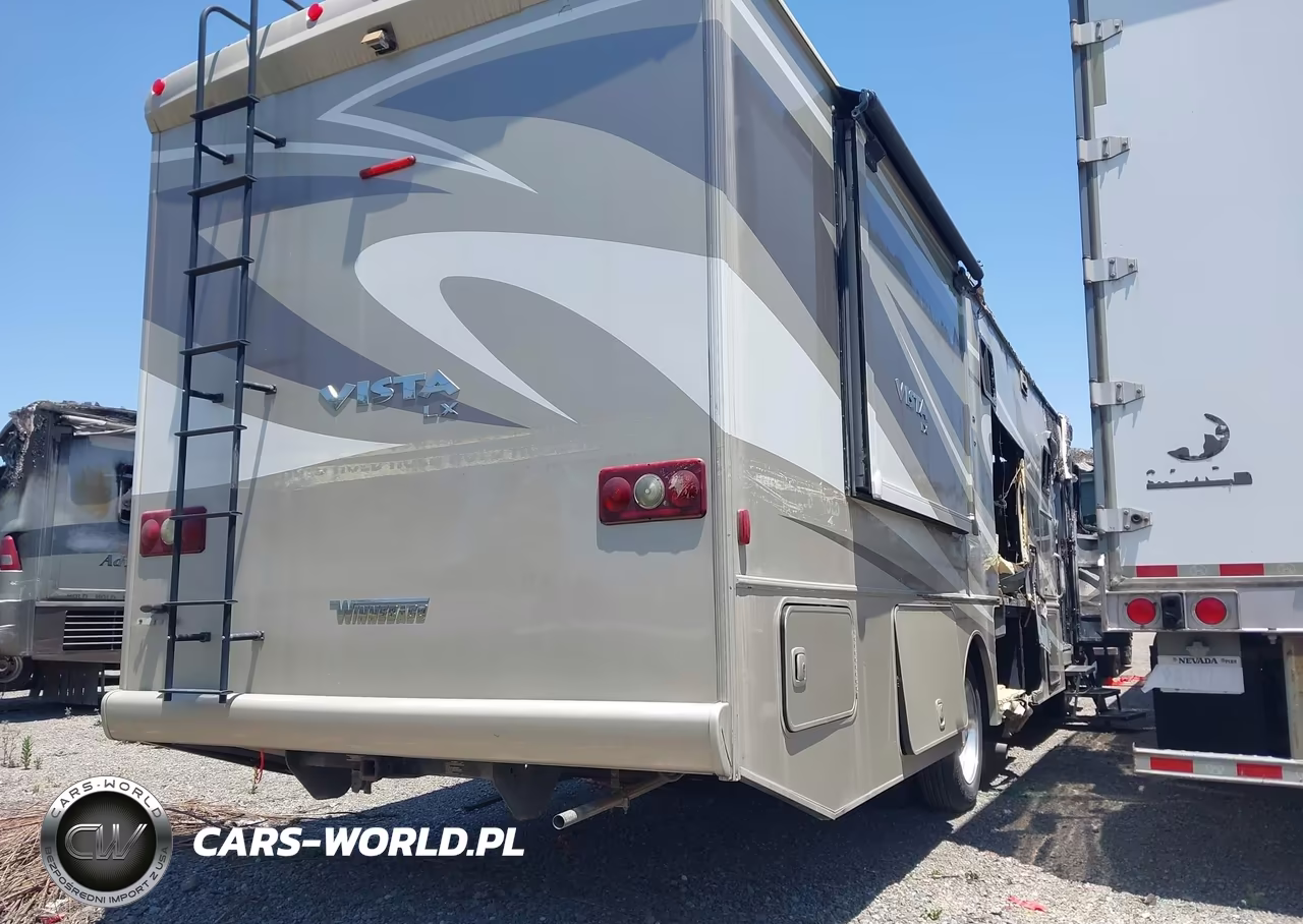 2017 Winnebago F53 VIN:1F66F5DY7H0A08469 - 4