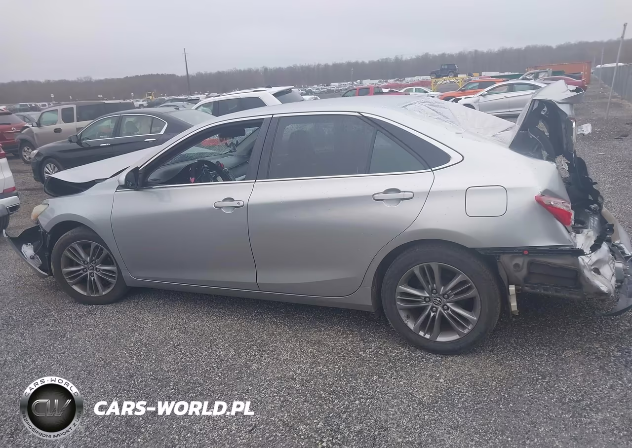 2015 Toyota Camry Se VIN:4T1BF1FK2FU491870 - 14