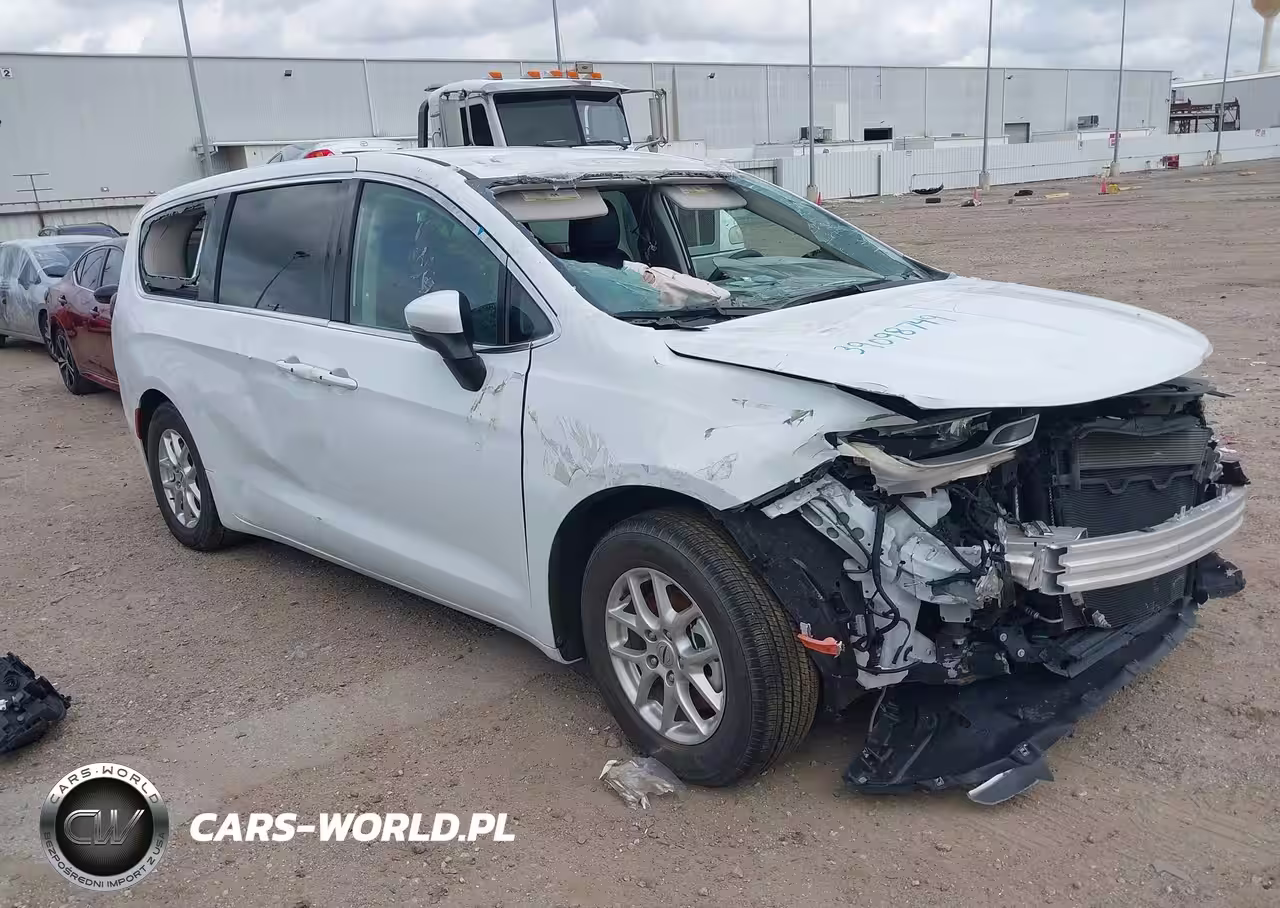 2023 Chrysler Pacifica Touring L