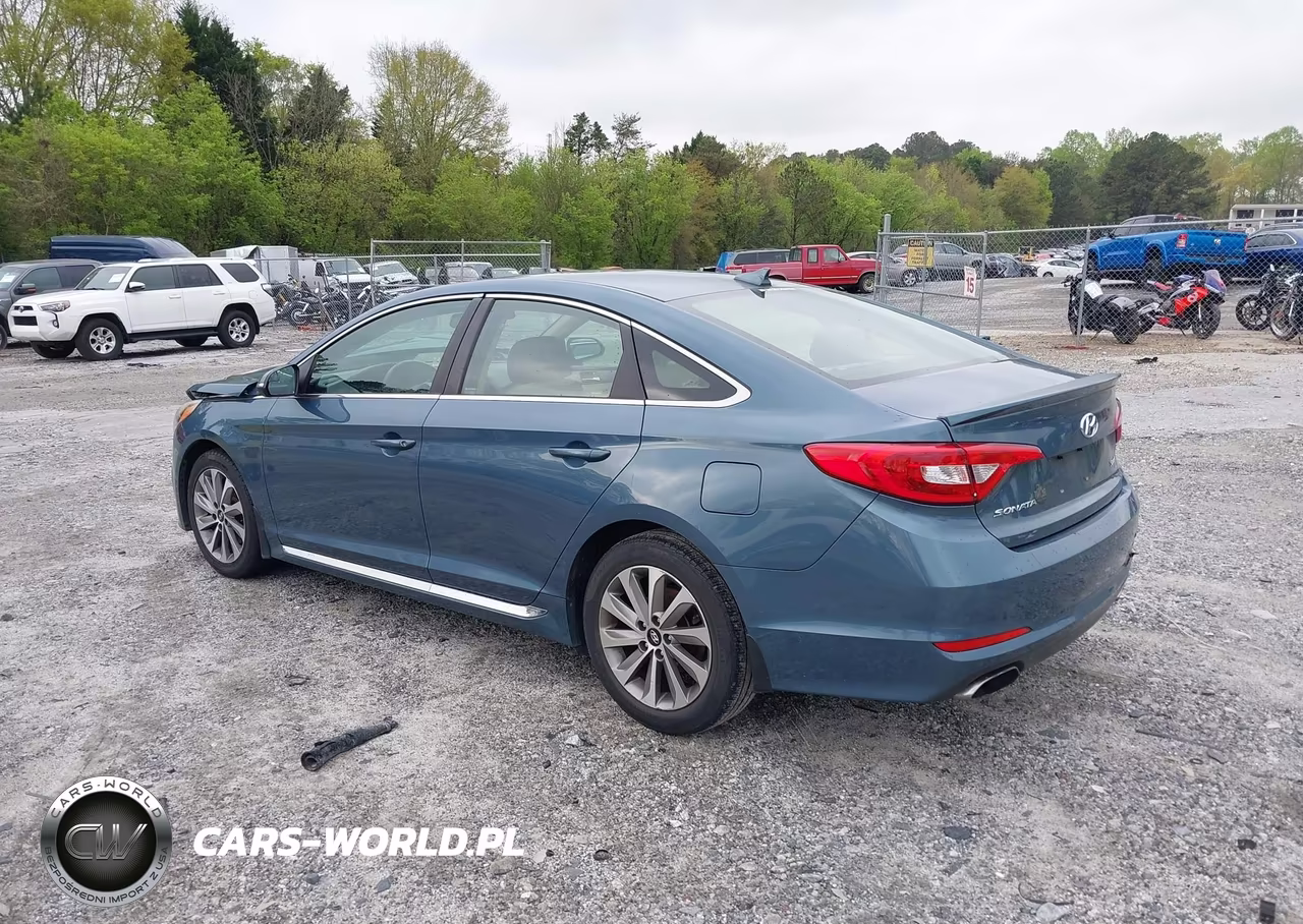 2015 Hyundai Sonata Sport VIN:5NPE34AF9FH238397 - 3