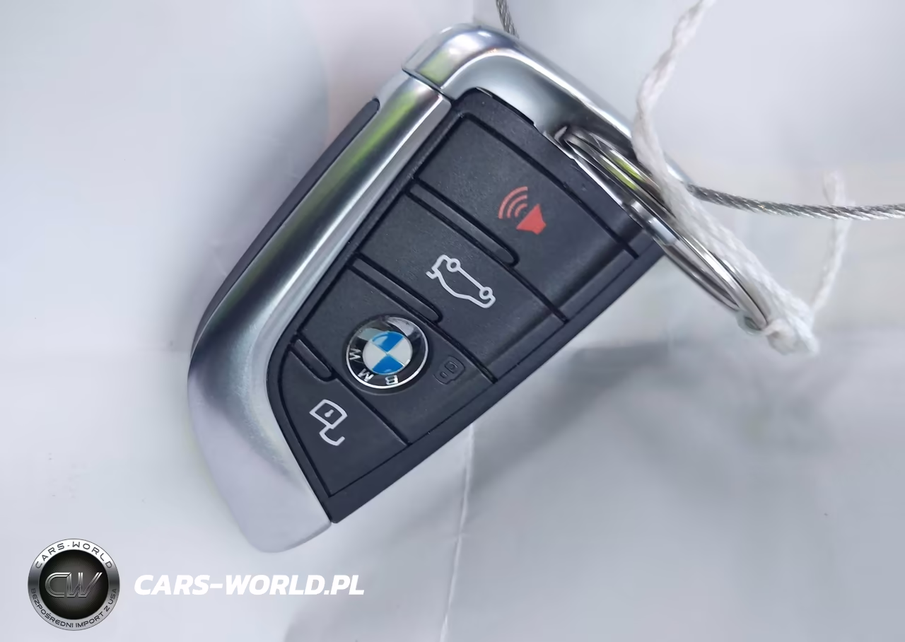 2020 BMW 330I VIN:3MW5R1J07L8B31935 - 11