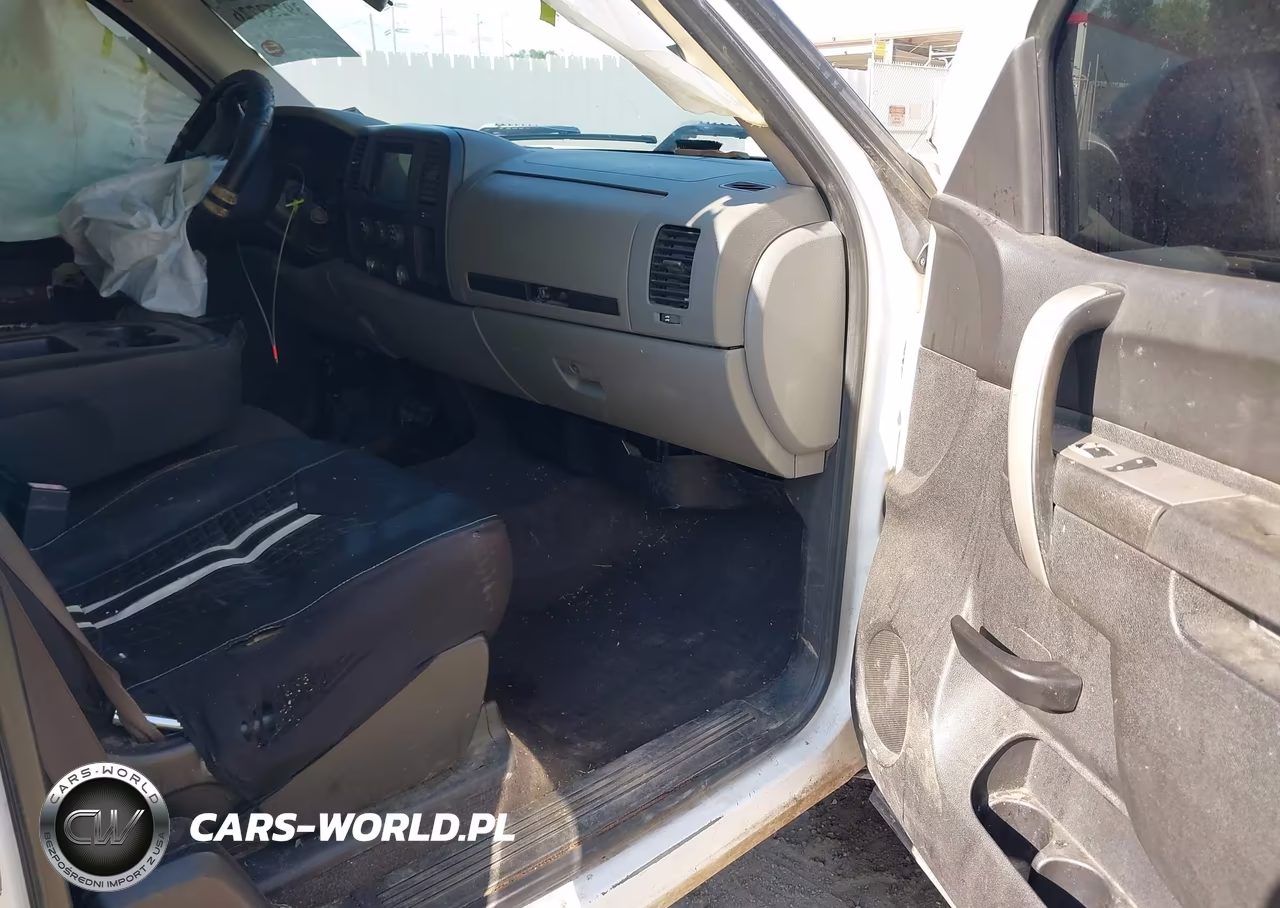 2010 Chevrolet Silverado 1500 Ls VIN:1GCSCREA9AZ180226 - 5