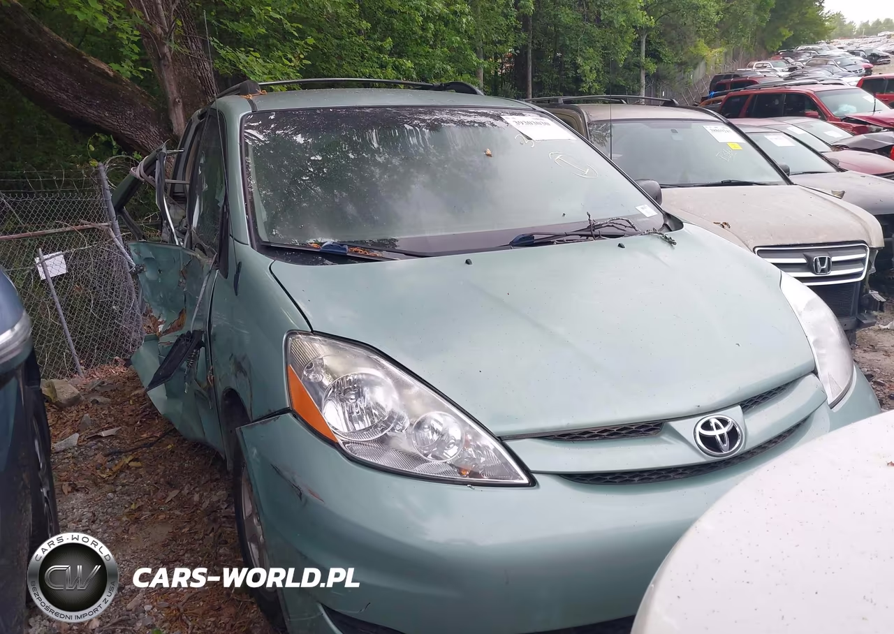 2008 Toyota Sienna Le – zdjęcie 1 z 12
