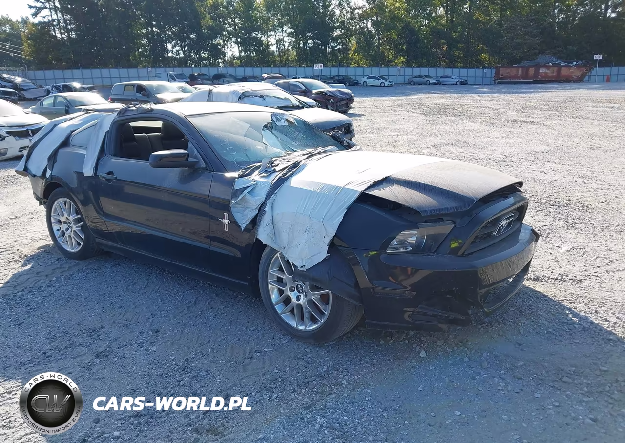 2014 Ford Mustang V6 Premium – zdjęcie 1 z 18