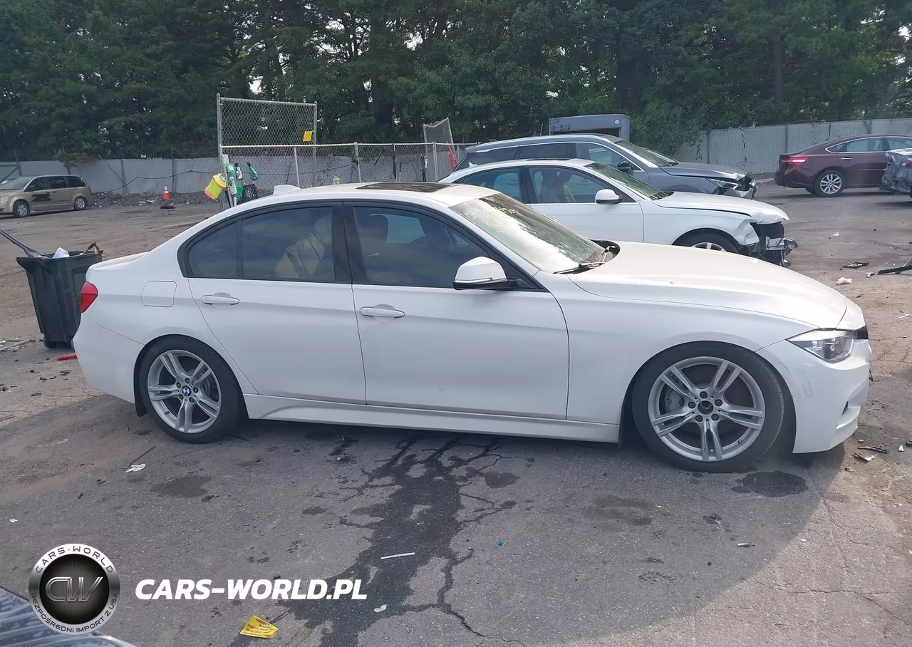 2018 BMW 330I xDrive VIN:WBA8D9G50JNU68891 - 13