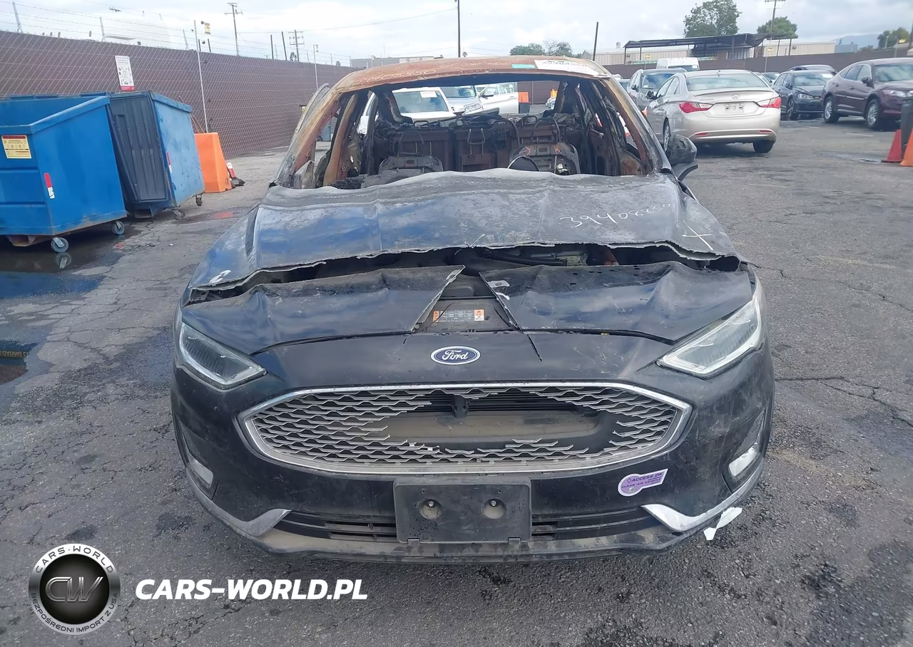 2019 Ford Fusion Energi Titanium VIN:3FA6P0SU8KR185381 - 11