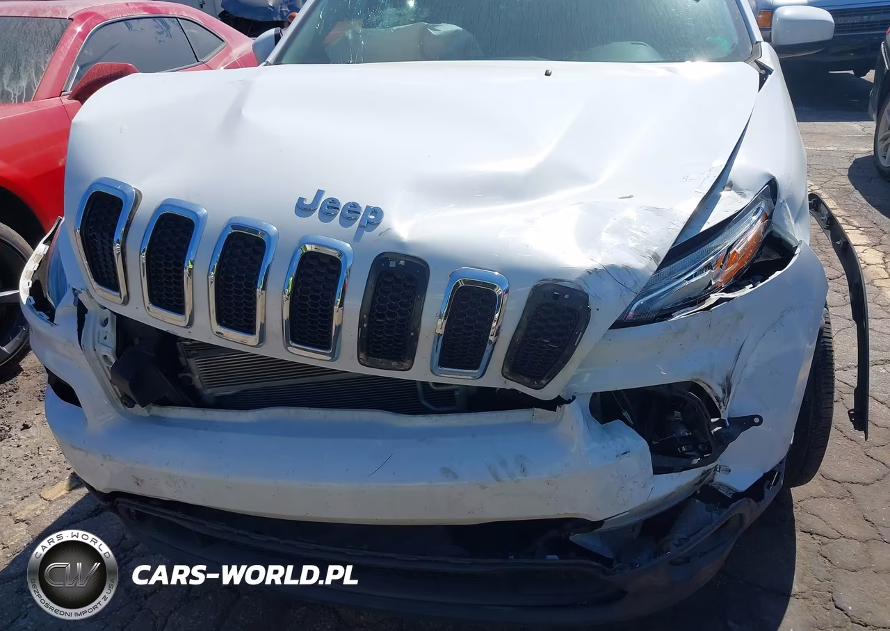 2018 Jeep Cherokee Latitude Fwd VIN:1C4PJLCB8JD590470 - 6