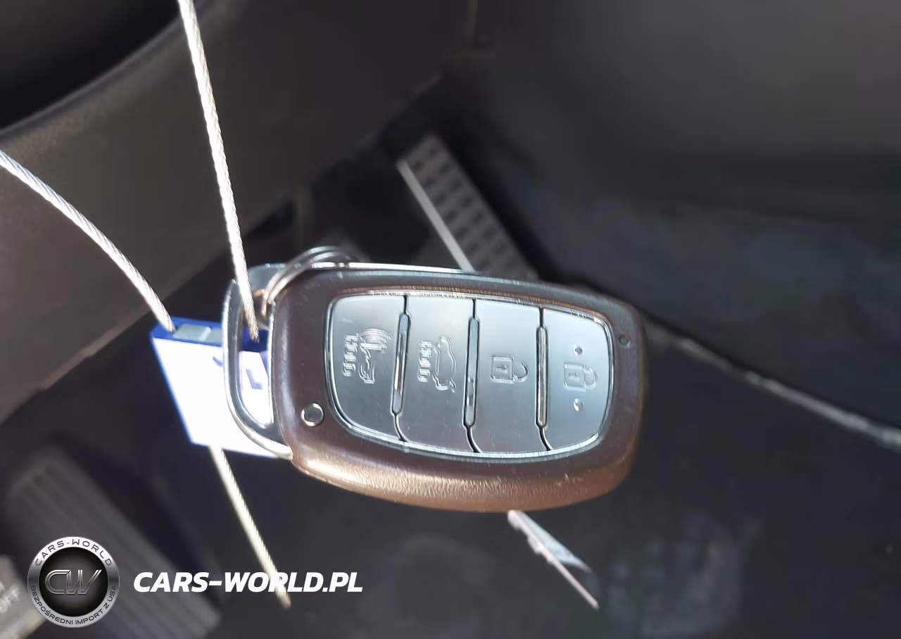 2018 Hyundai Sonata Sport VIN:5NPE34AF8JH649721 - 11