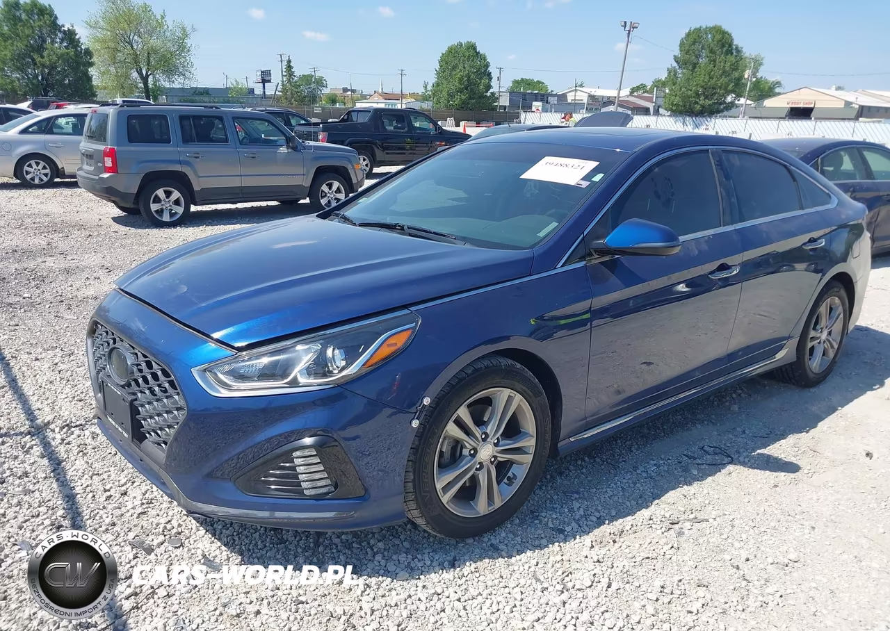 2018 Hyundai Sonata Sport VIN:5NPE34AF8JH649721 - 2