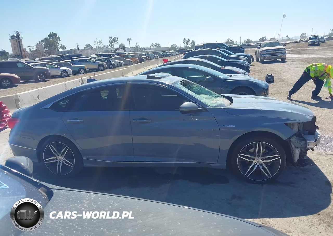 2022 Honda Accord Hybrid Touring VIN:1HGCV3F9XNA012181 - 14