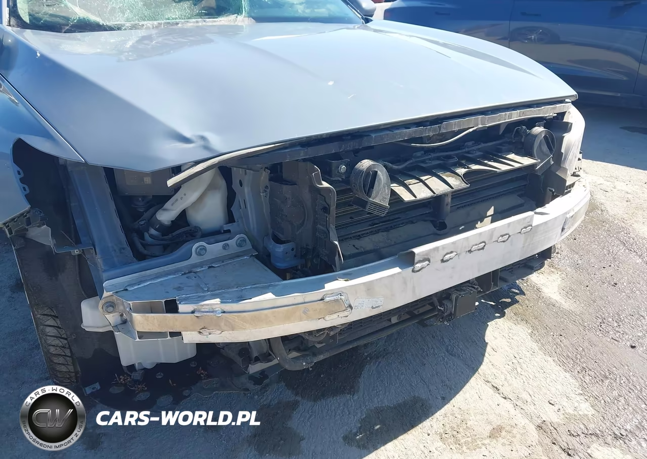 2022 Honda Accord Hybrid Touring VIN:1HGCV3F9XNA012181 - 18