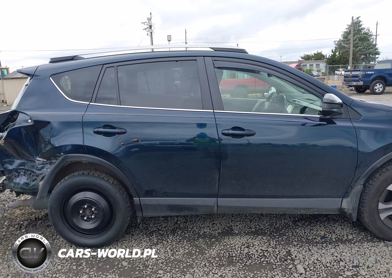 2017 Toyota Rav4 Le VIN:JTMBFREV0HJ146615 - 14