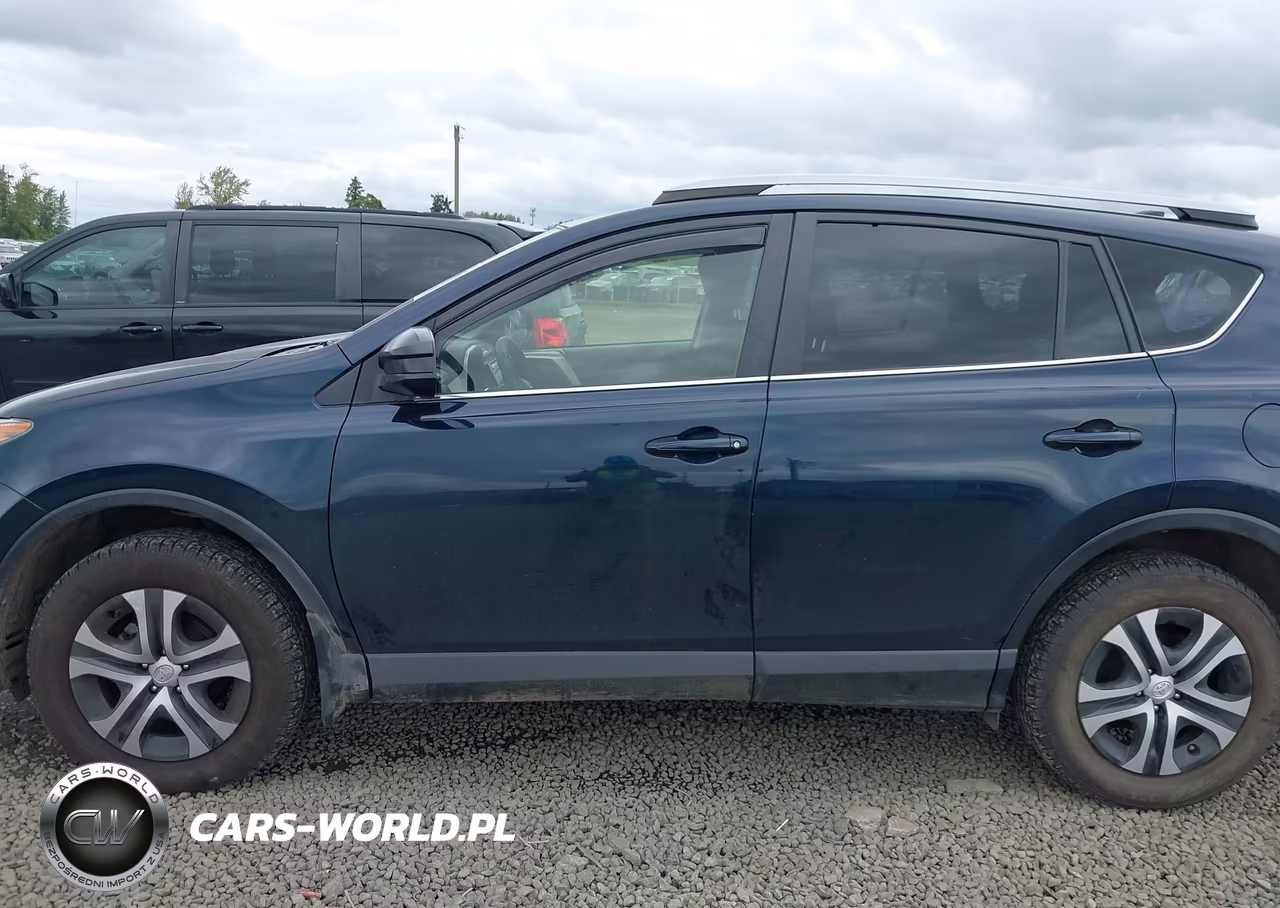 2017 Toyota Rav4 Le VIN:JTMBFREV0HJ146615 - 15