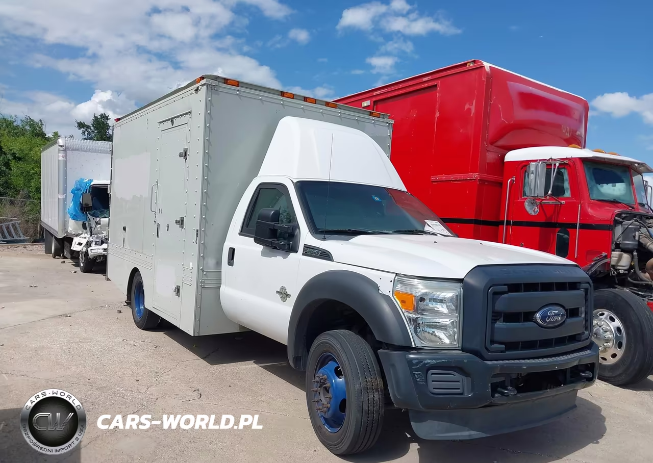 2016 Ford F-550 Chassis Xl