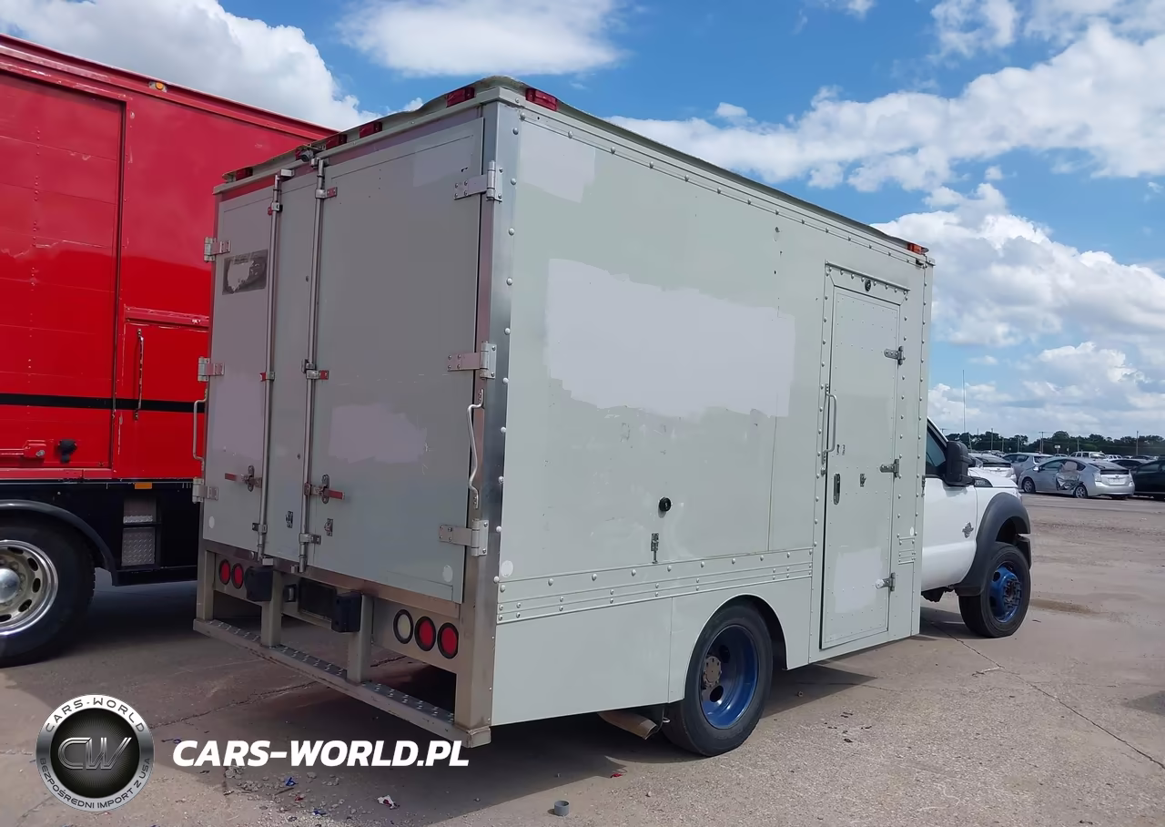 2016 Ford F-550 Chassis Xl VIN:1FDUF5GT1GEA30033 - 4