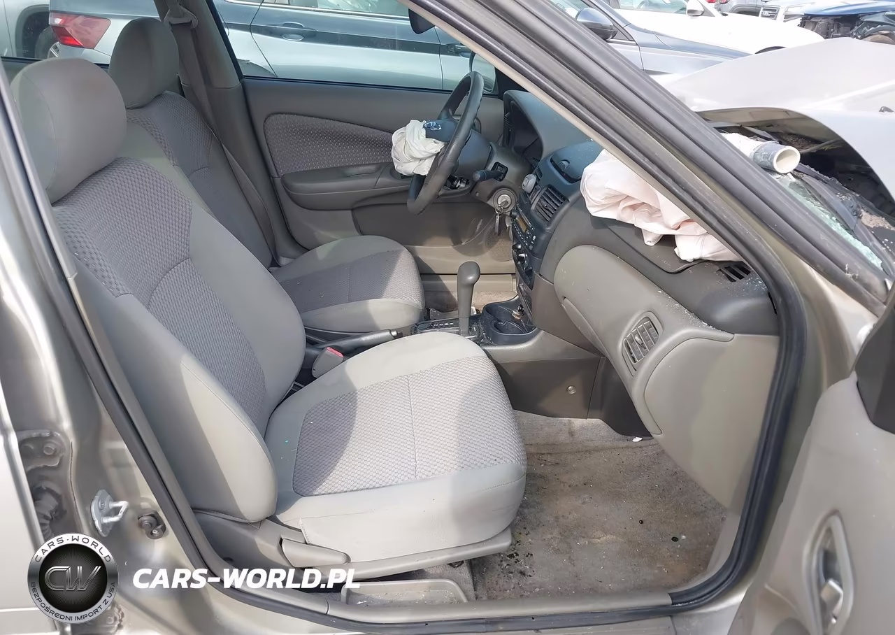 2004 Nissan Sentra 1.8S VIN:3N1CB51D24L860256 - 5