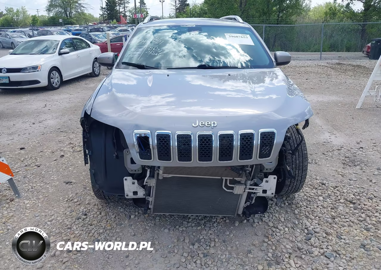 2019 Jeep Cherokee Latitude 4X4 VIN:1C4PJMCB6KD288649 - 12
