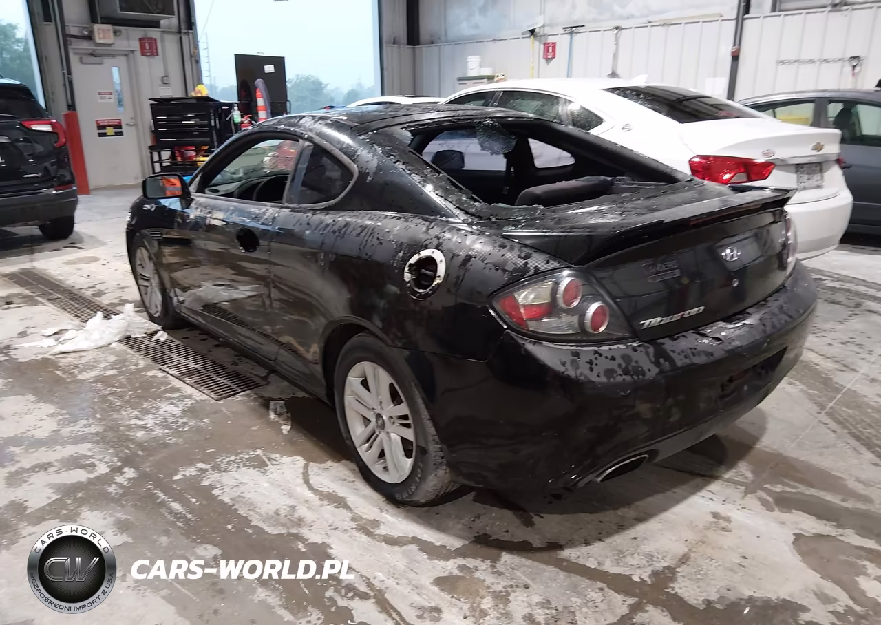 2008 Hyundai Tiburon Gs VIN:KMHHM66D28U291055 - 3