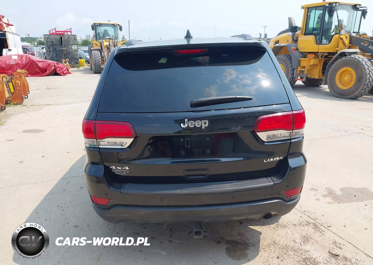 2020 Jeep Grand Cherokee Laredo E 4X4 VIN:1C4RJFAG4LC386489 - 17