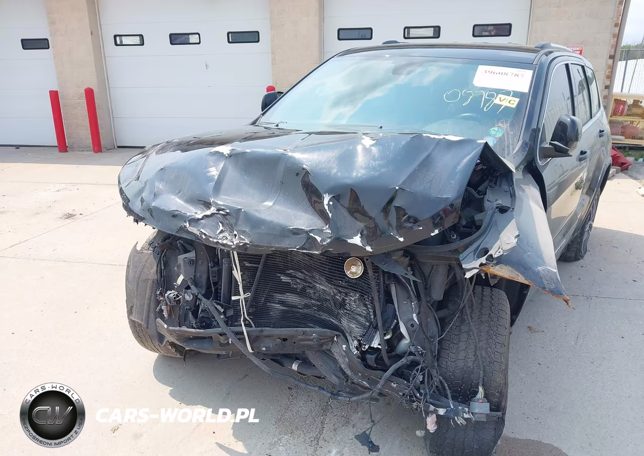 2020 Jeep Grand Cherokee Laredo E 4X4 VIN:1C4RJFAG4LC386489 - 6