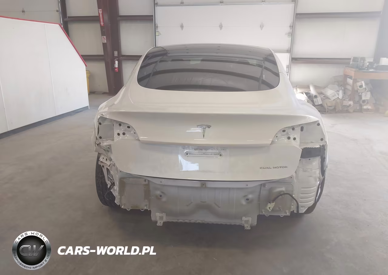2022 Tesla Model 3 Long Range Dual Motor All-Wheel Drive VIN:5YJ3E1EB1NF360367 - 17