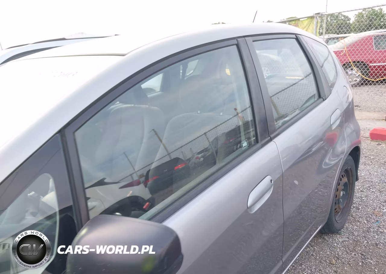 2010 Honda Fit VIN:JHMGE8H24AC006452 - 15