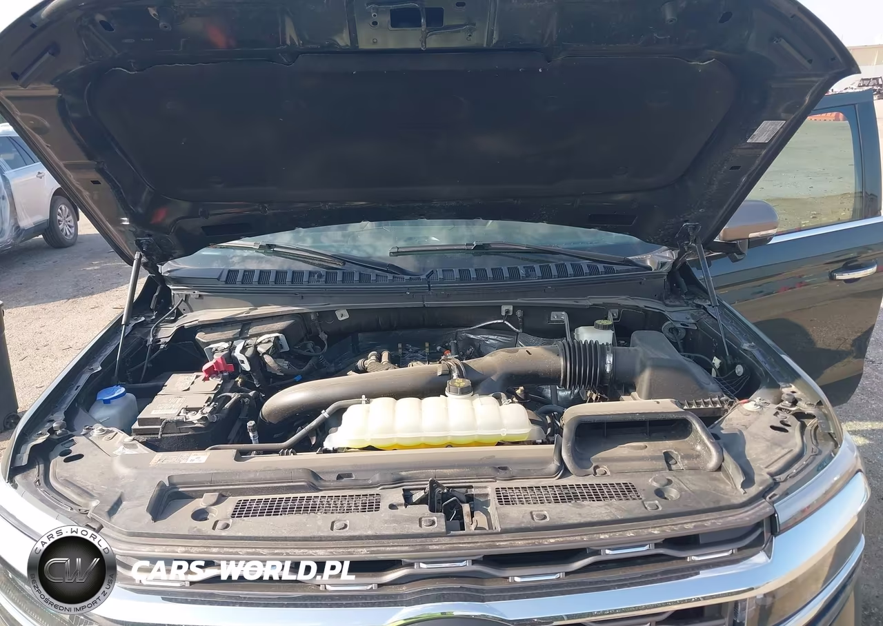 2023 Ford Expedition King Ranch VIN:1FMJU1P85PEA04533 - 10