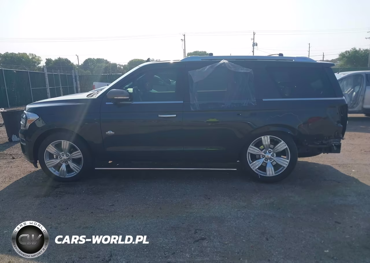 2023 Ford Expedition King Ranch VIN:1FMJU1P85PEA04533 - 14