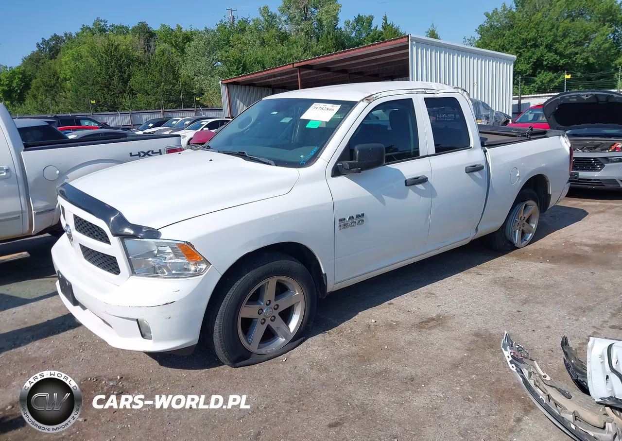 2017 Ram 1500 Express Quad Cab 4X2 6'4 Box VIN:1C6RR6FGXHS514563 - 2