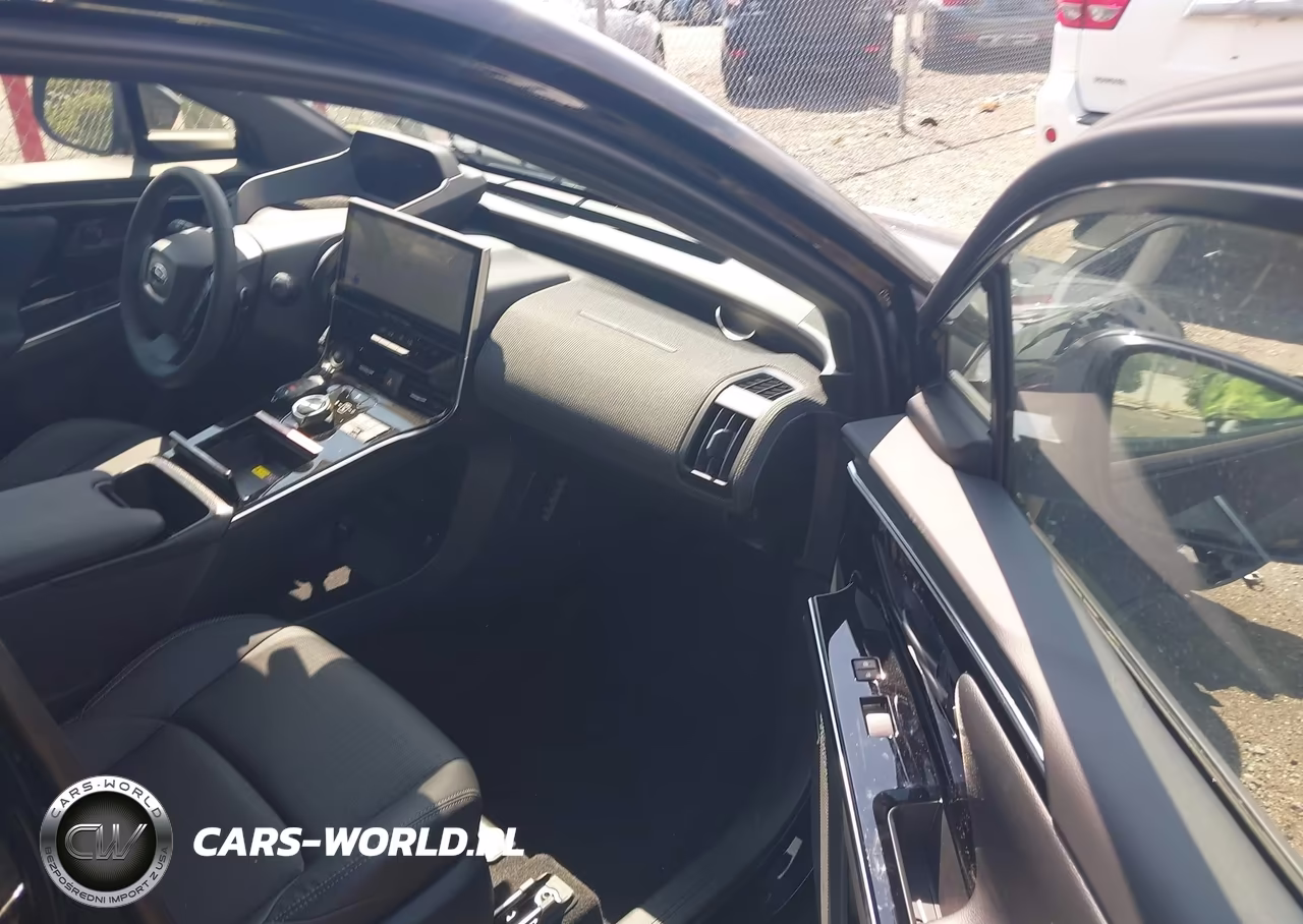 2023 Subaru Solterra Limited VIN:JTMABABAXPA045672 - 5