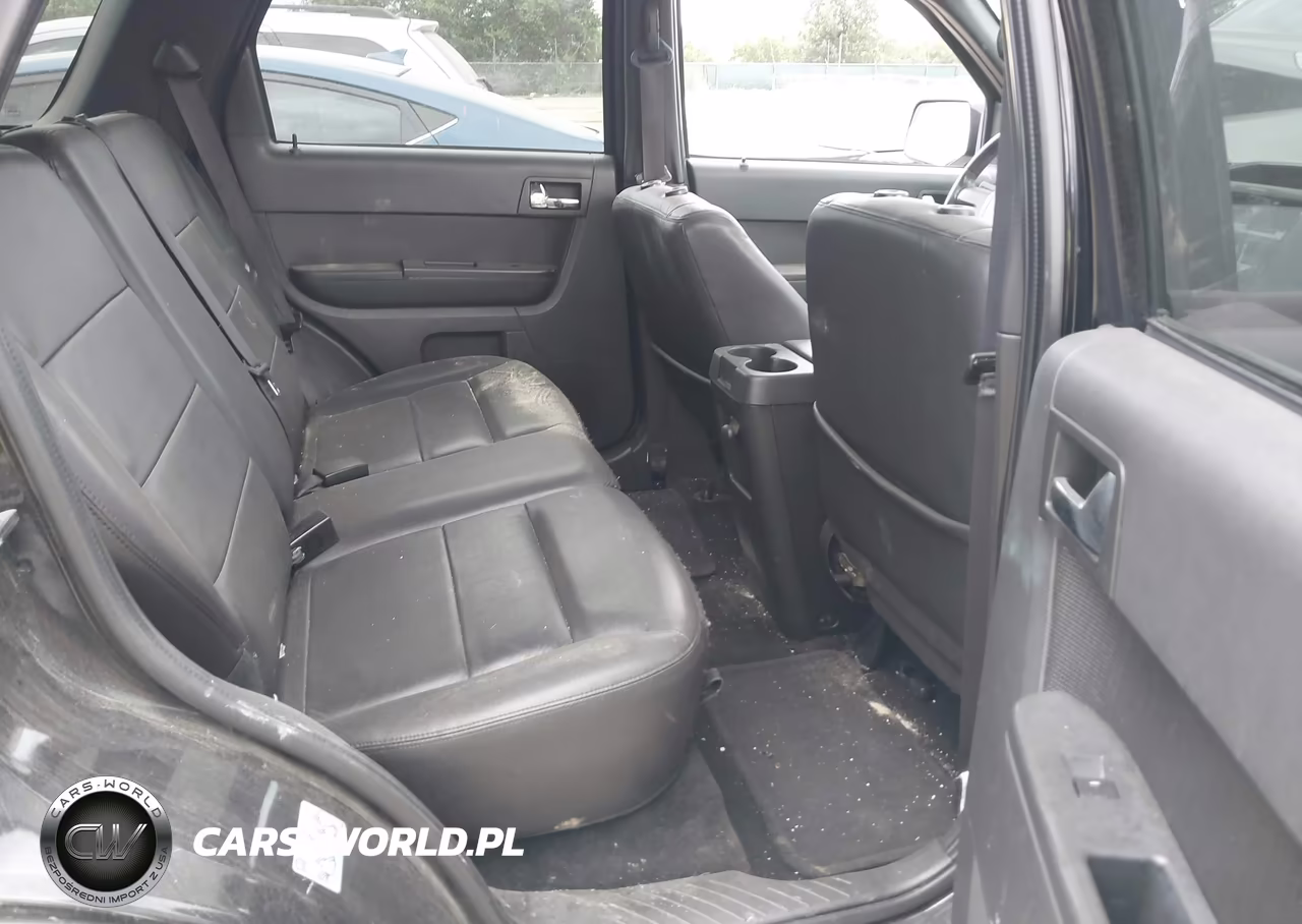 2010 Ford Escape Limited VIN:1FMCU9E76AKC59122 - 8