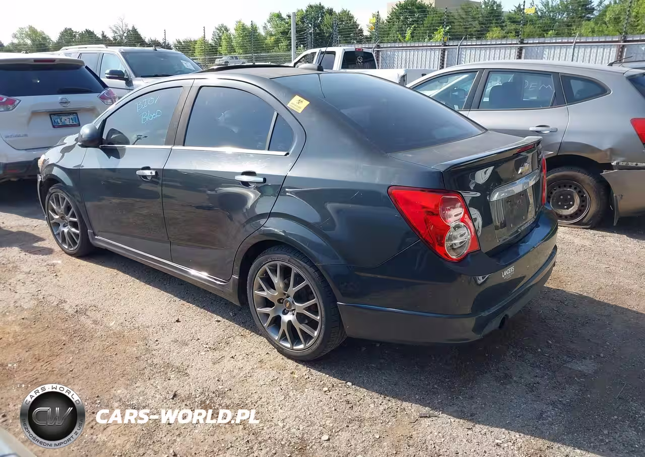 2015 Chevrolet Sonic Ltz Auto VIN:1G1JE5SBXF4185332 - 3