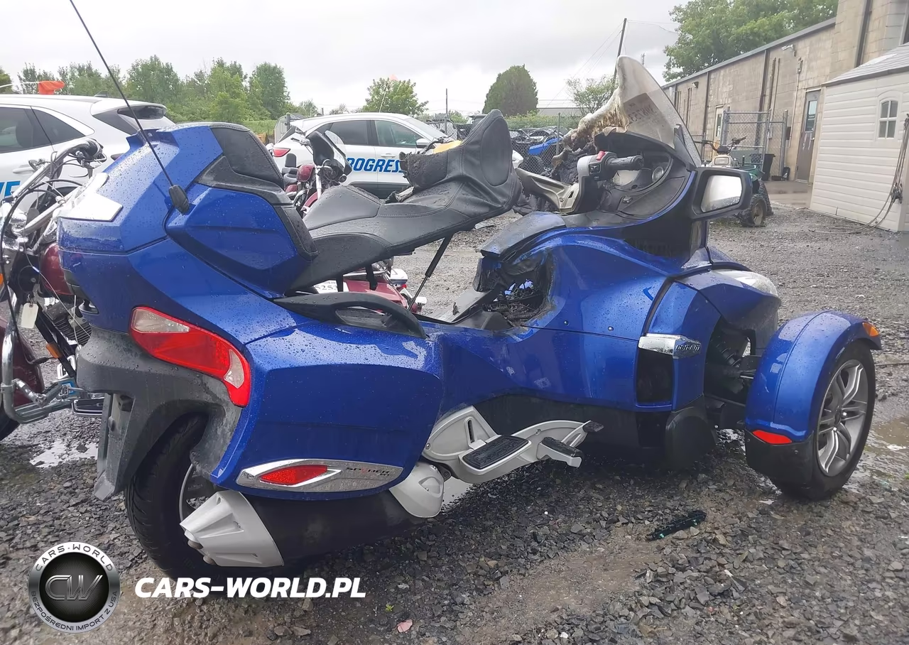 2012 Can-Am Spyder Roadster Rt VIN:2BXJBKC13CV001658 - 4