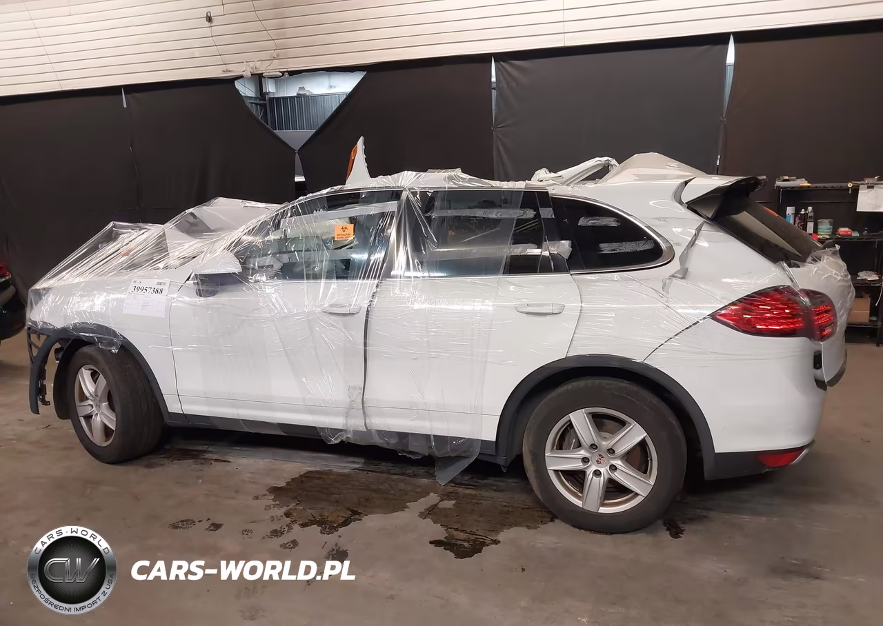 2013 Porsche Cayenne VIN:WP1AA2A29DLA03110 - 13