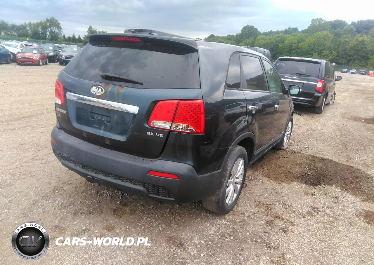 2011 Kia Sorento Ex V6 VIN:5XYKUDA28BG009837 - 4