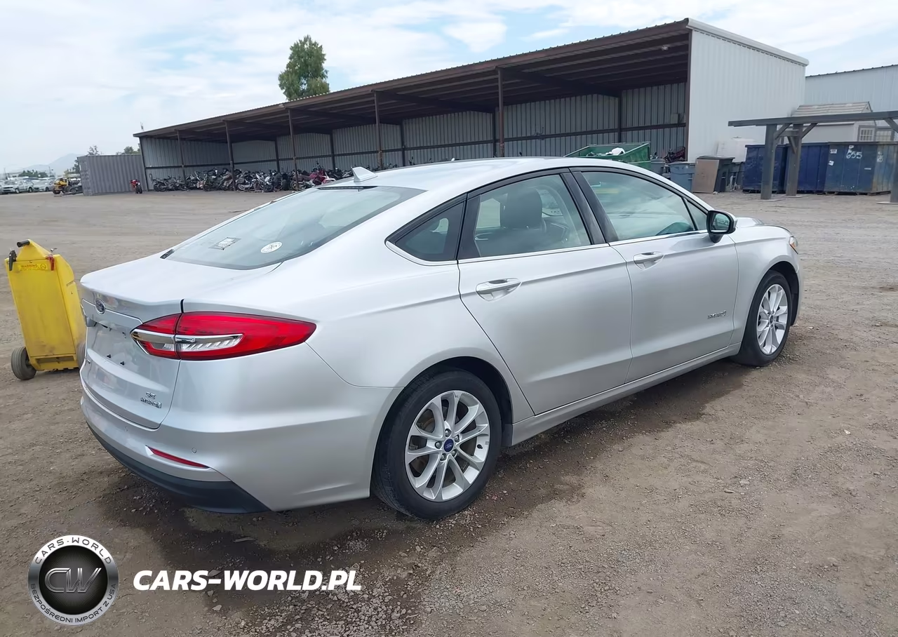 2019 Ford Fusion Hybrid Se VIN:3FA6P0LU0KR175183 - 4