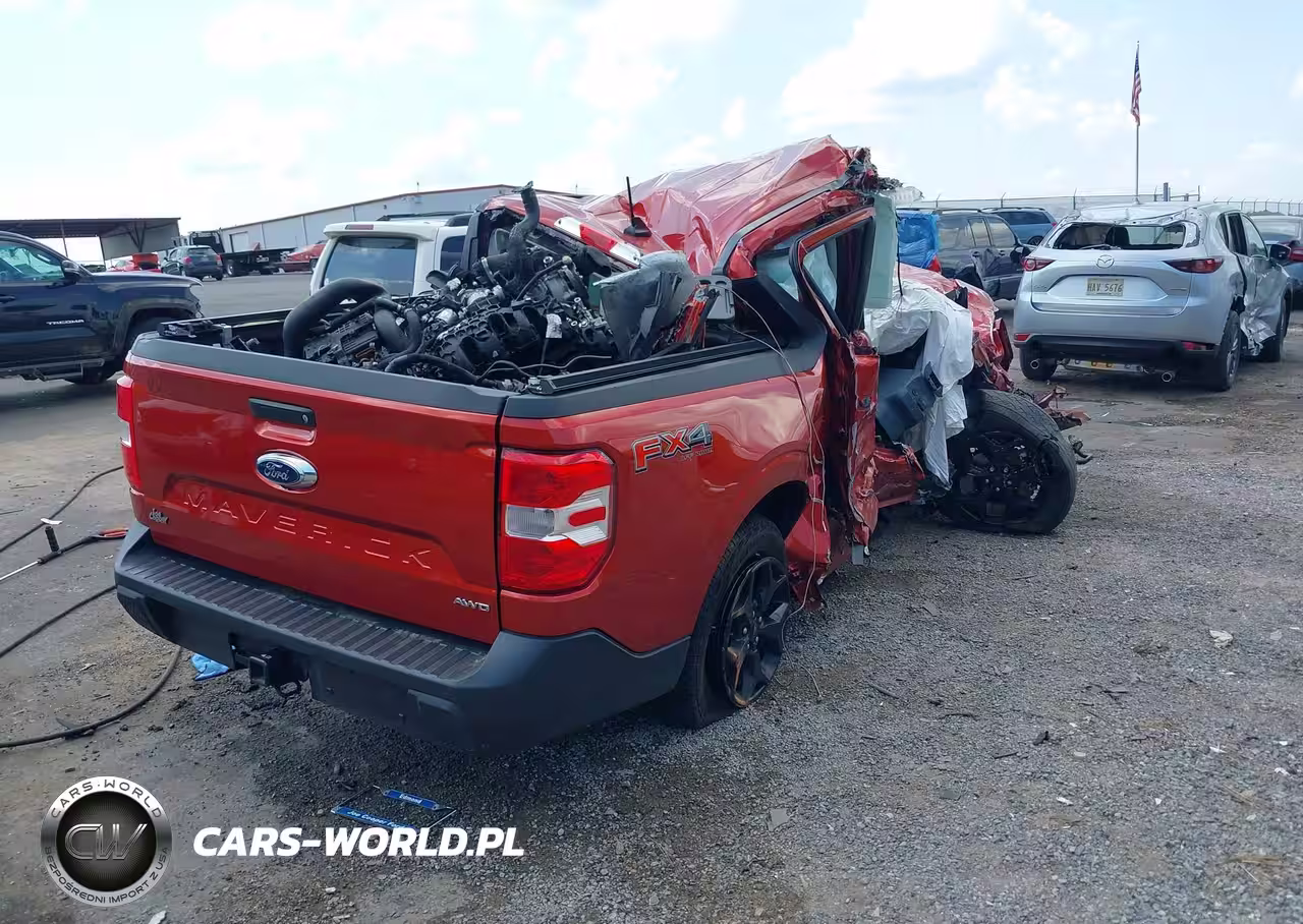 2023 Ford Maverick Xlt VIN:3FTTW8F99PRA20807 - 4