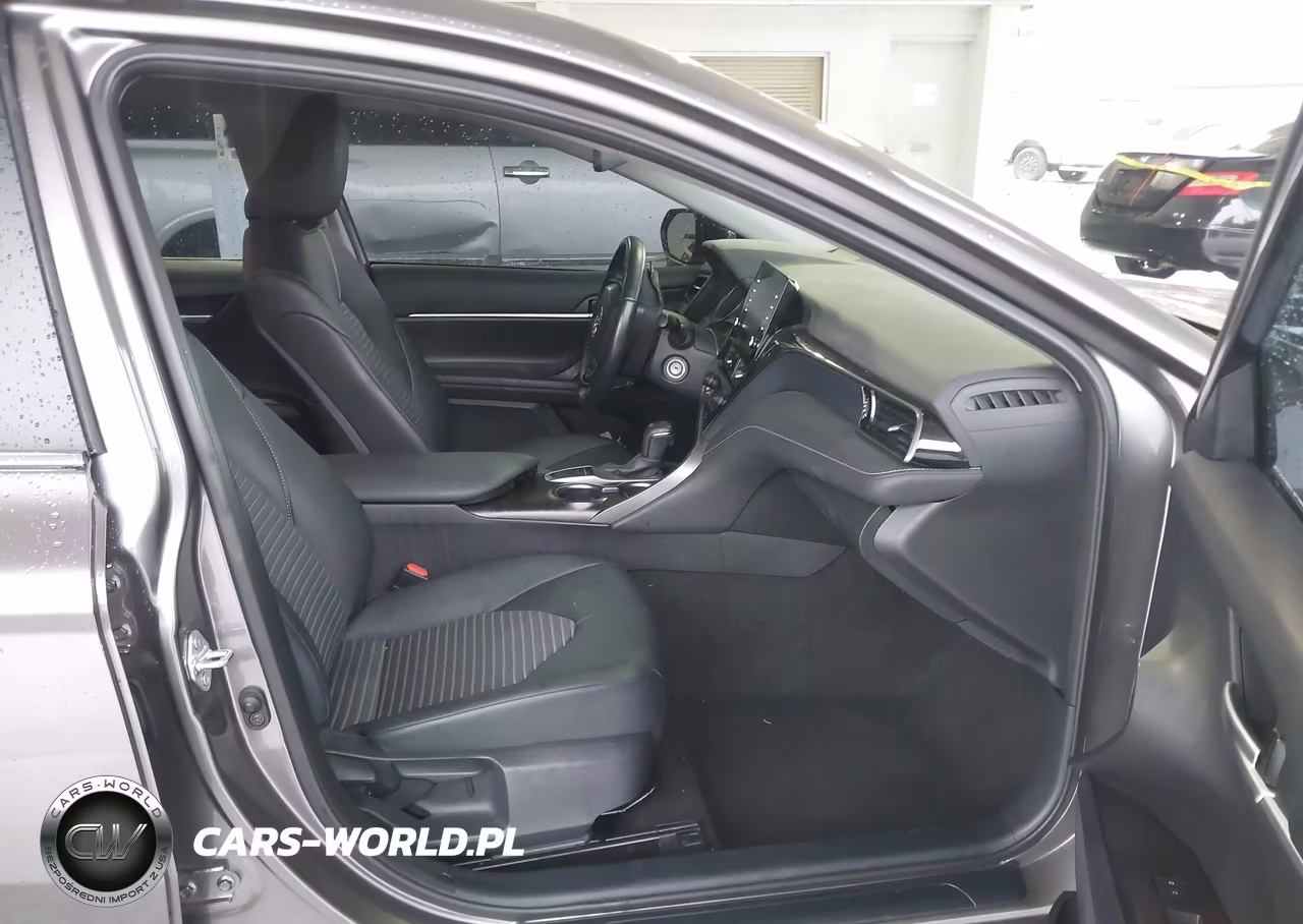 2024 Toyota Camry Se VIN:4T1G11AKXRU199741 - 5