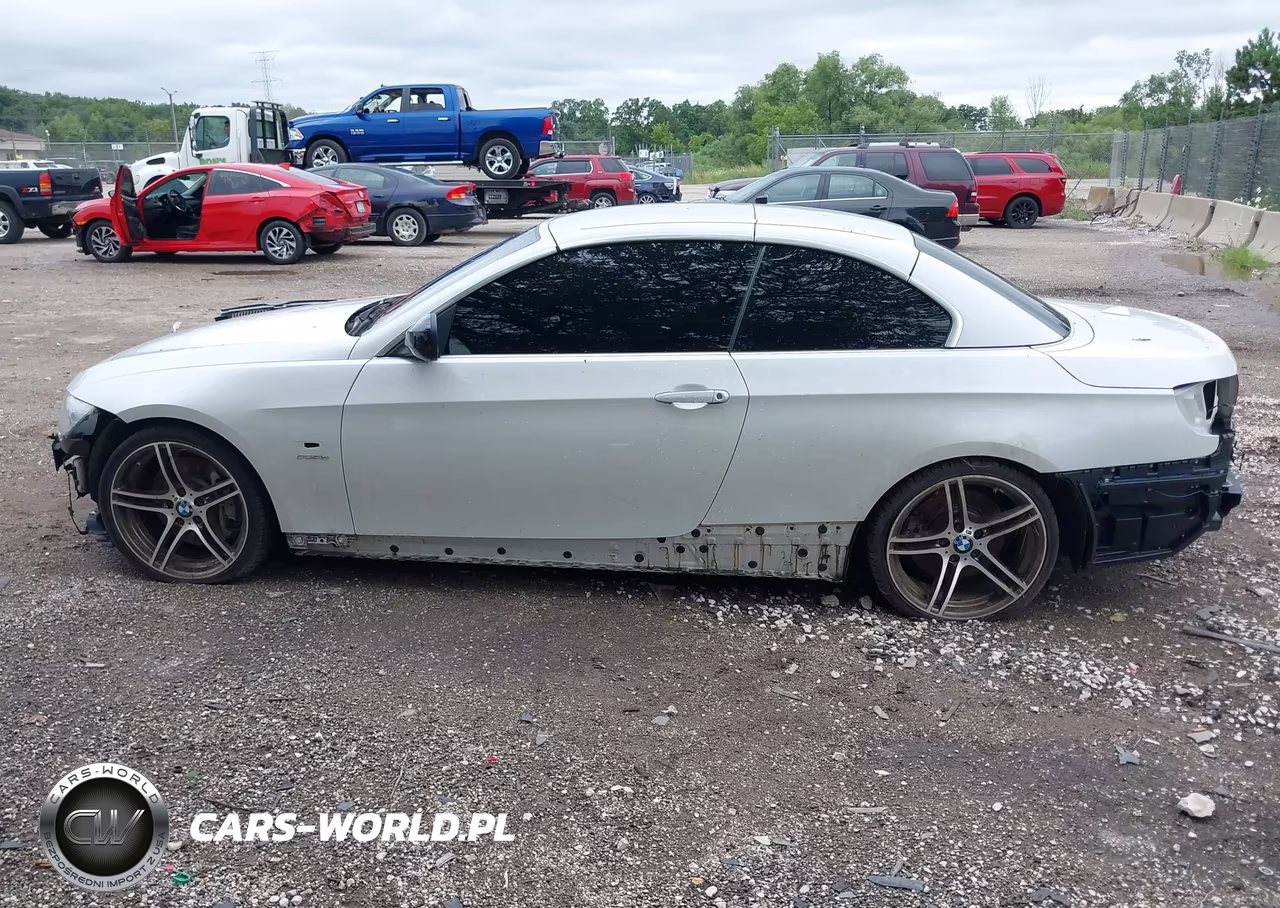 2013 BMW 335Is VIN:WBADX1C58DJ128817 - 14