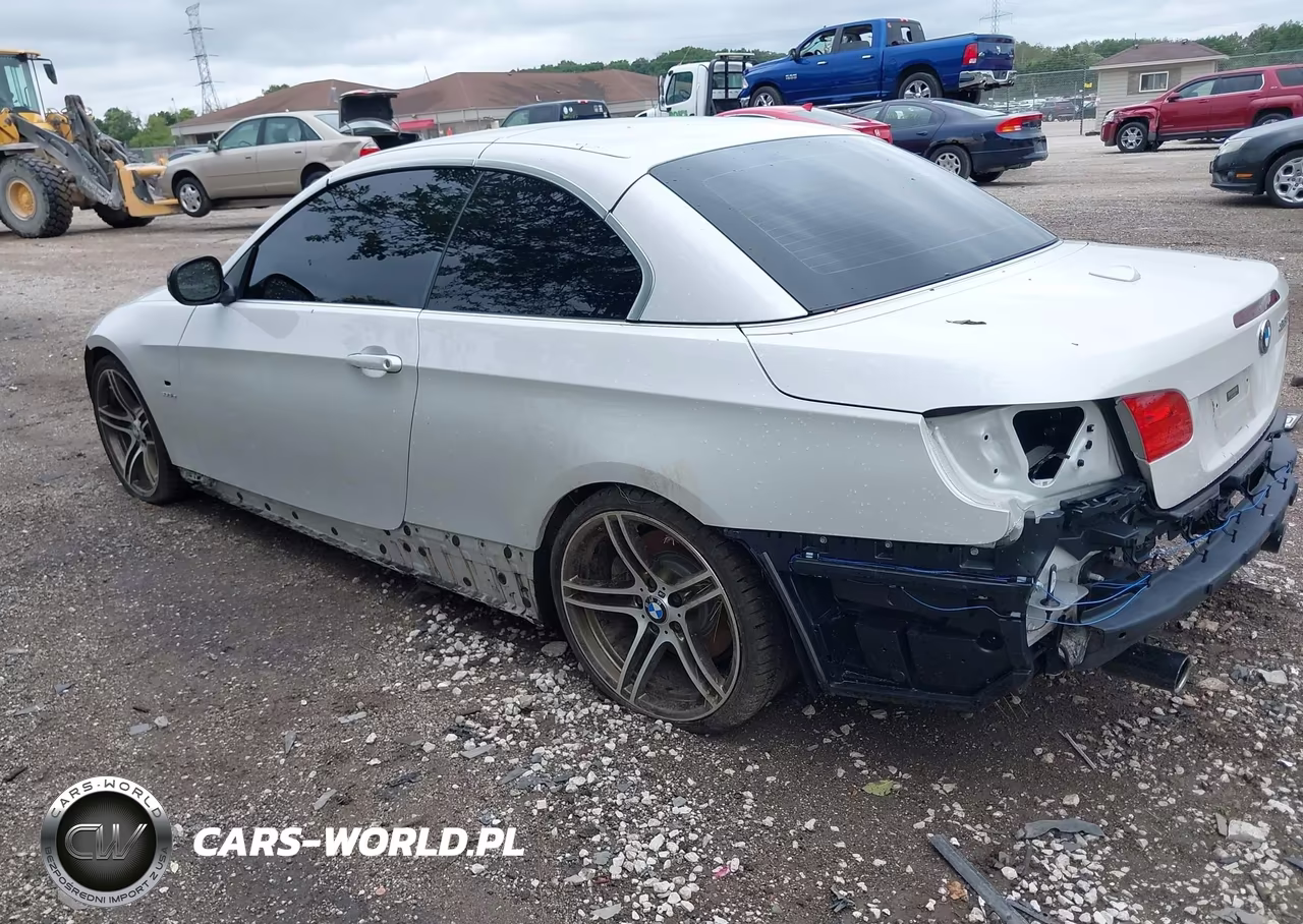 2013 BMW 335Is VIN:WBADX1C58DJ128817 - 3