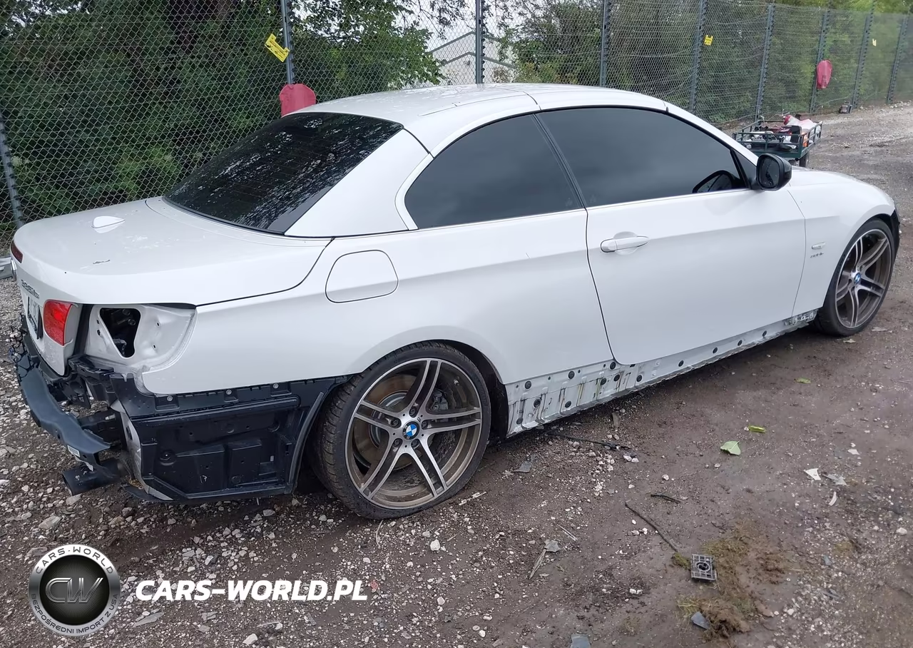 2013 BMW 335Is VIN:WBADX1C58DJ128817 - 4