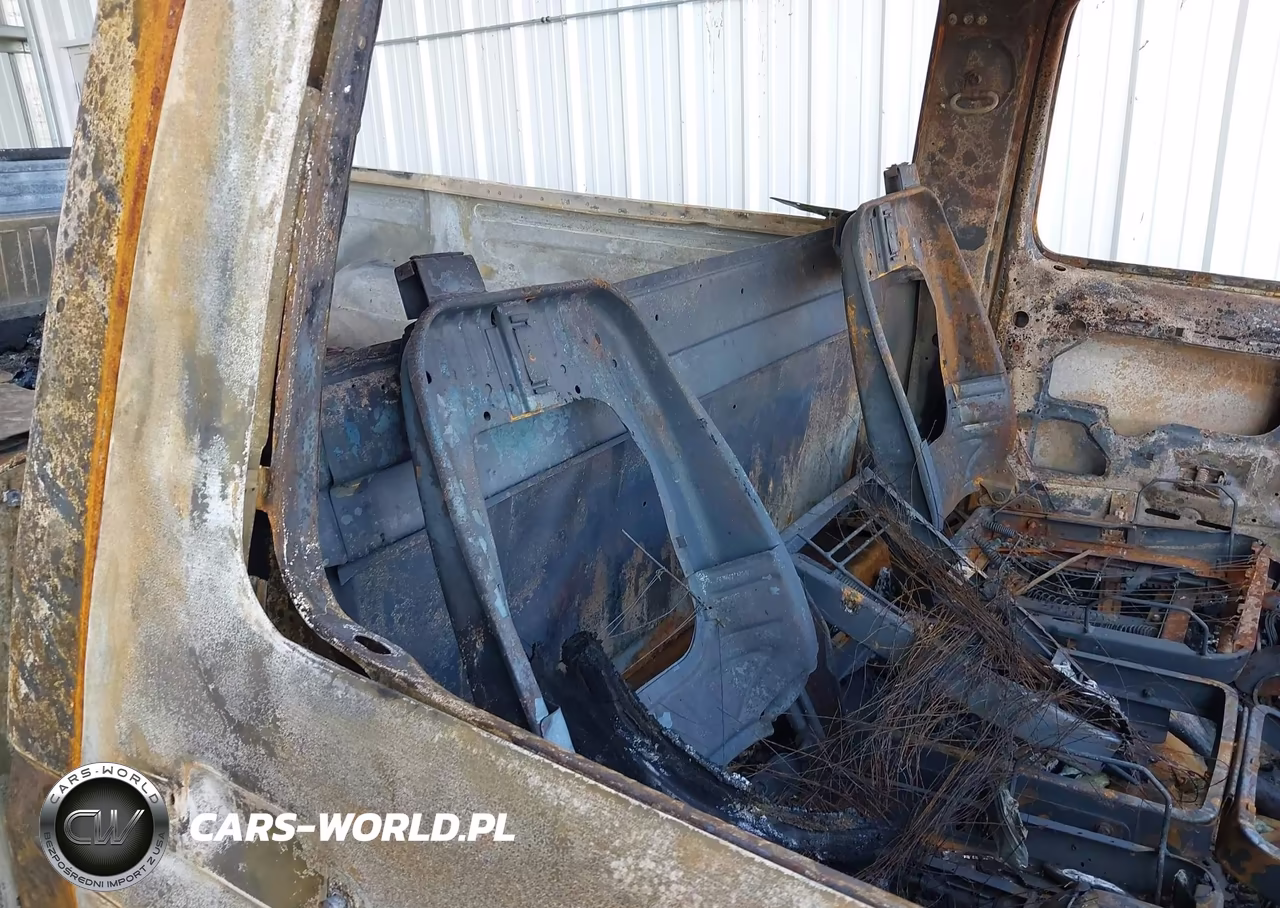 1996 Ford F350 VIN:2FTHF36G5TCA68153 - 8