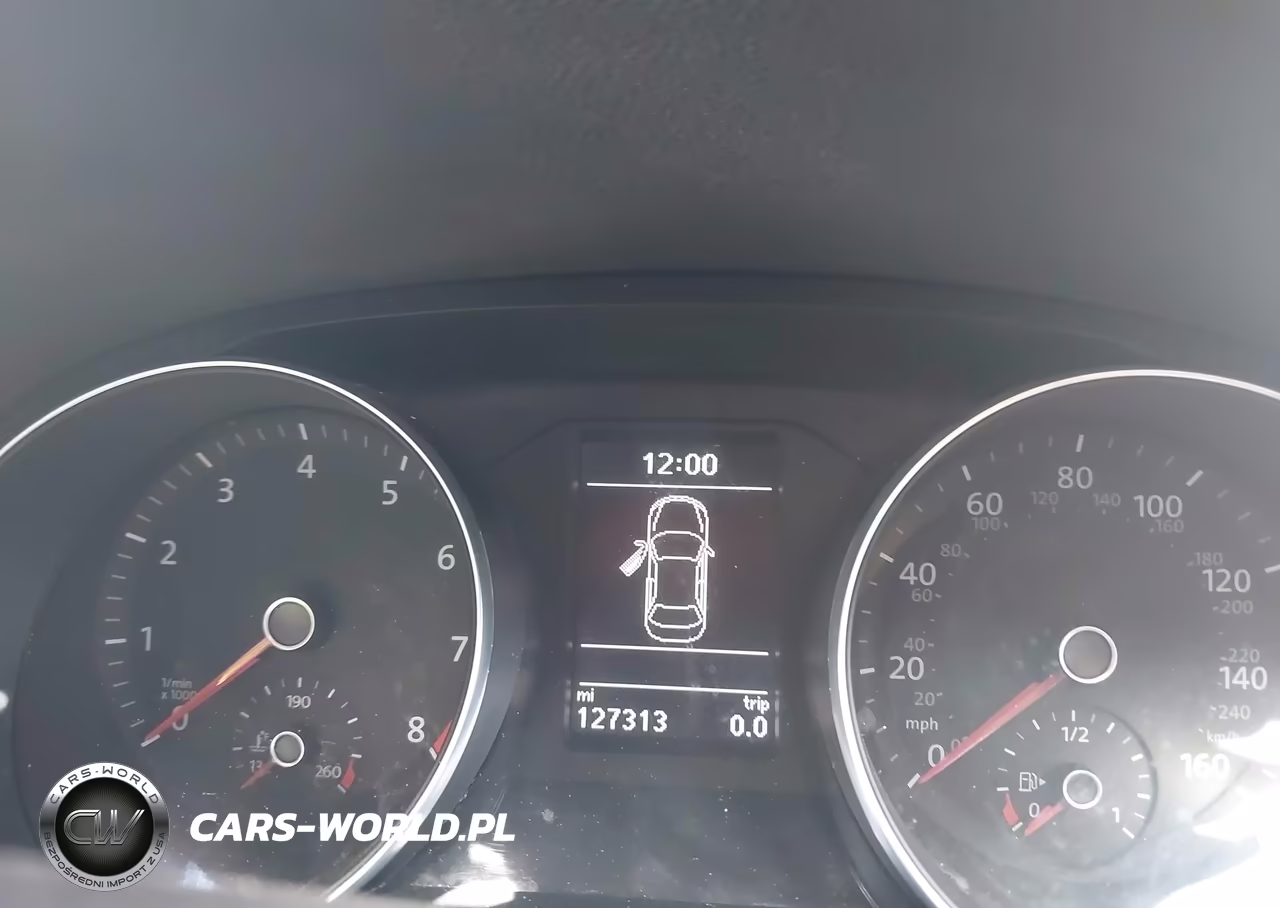 2018 Volkswagen Passat 2.0T R-Line-2.0T S VIN:1VWAA7A31JC015977 - 7