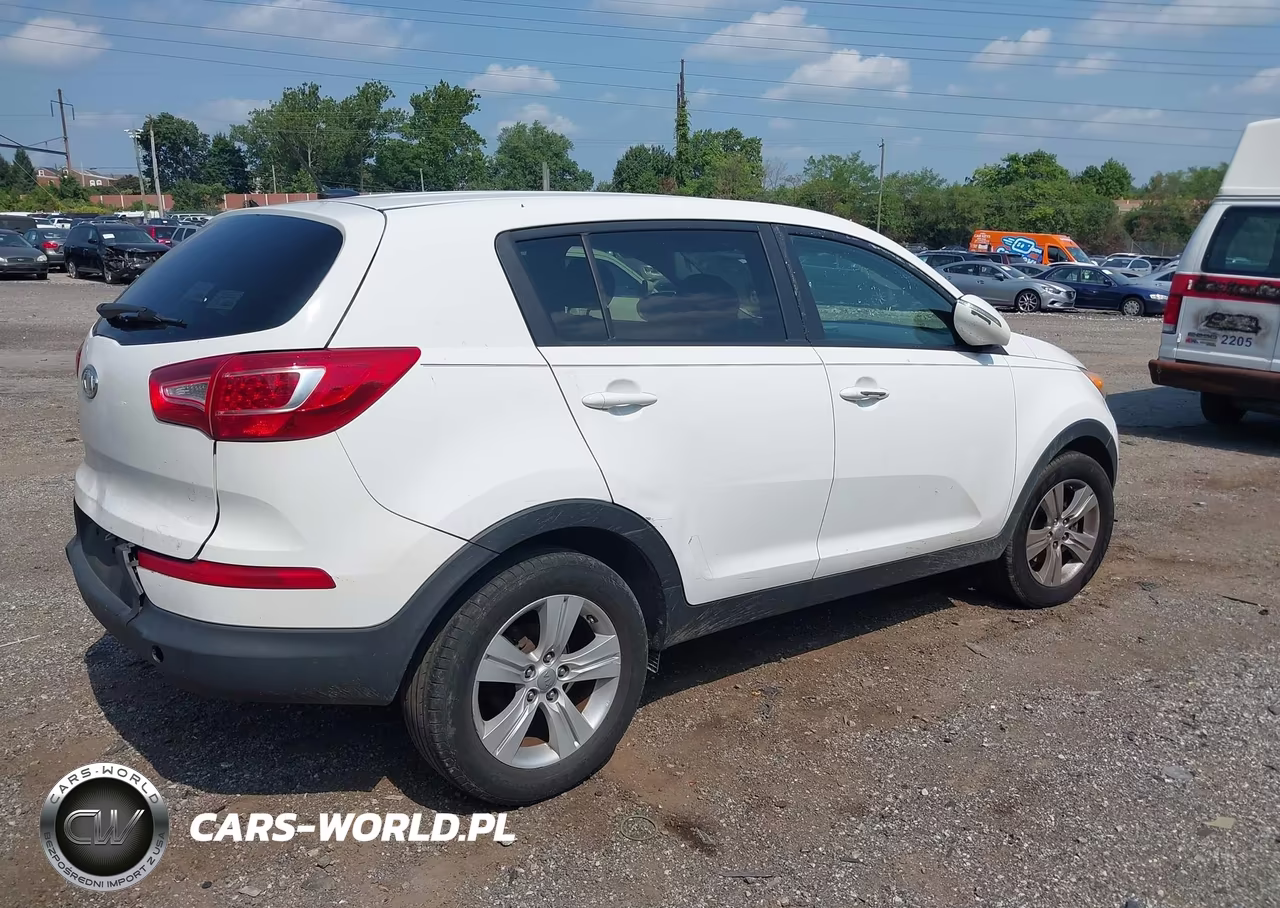 2012 Kia Sportage Lx VIN:KNDPB3A24C7315857 - 4