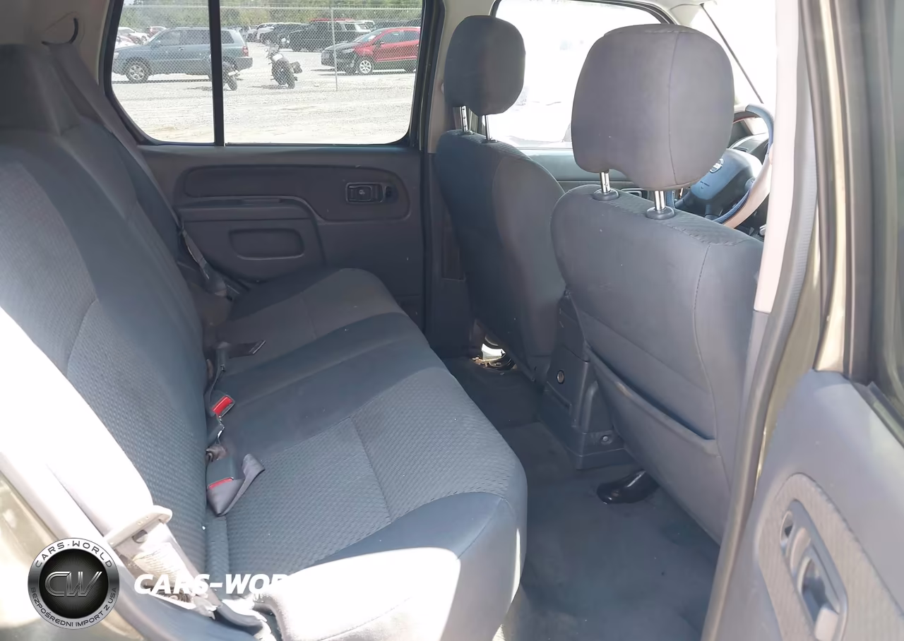 2004 Nissan Xterra Xe VIN:5N1ED28T24C651747 - 8