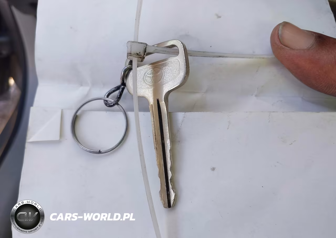 1999 Toyota Camry Ce VIN:4T1BG22K0XU546083 - 11