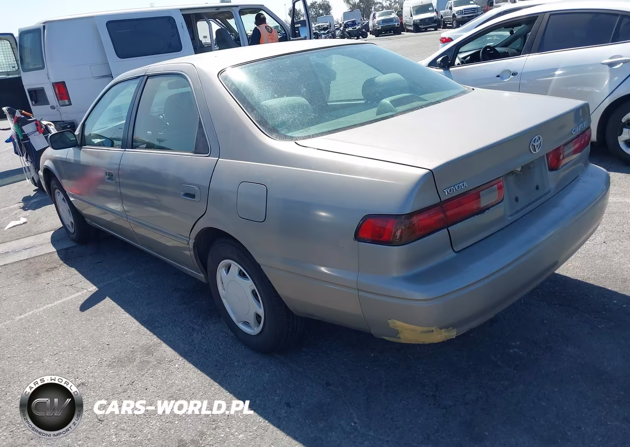 1999 Toyota Camry Ce VIN:4T1BG22K0XU546083 - 3