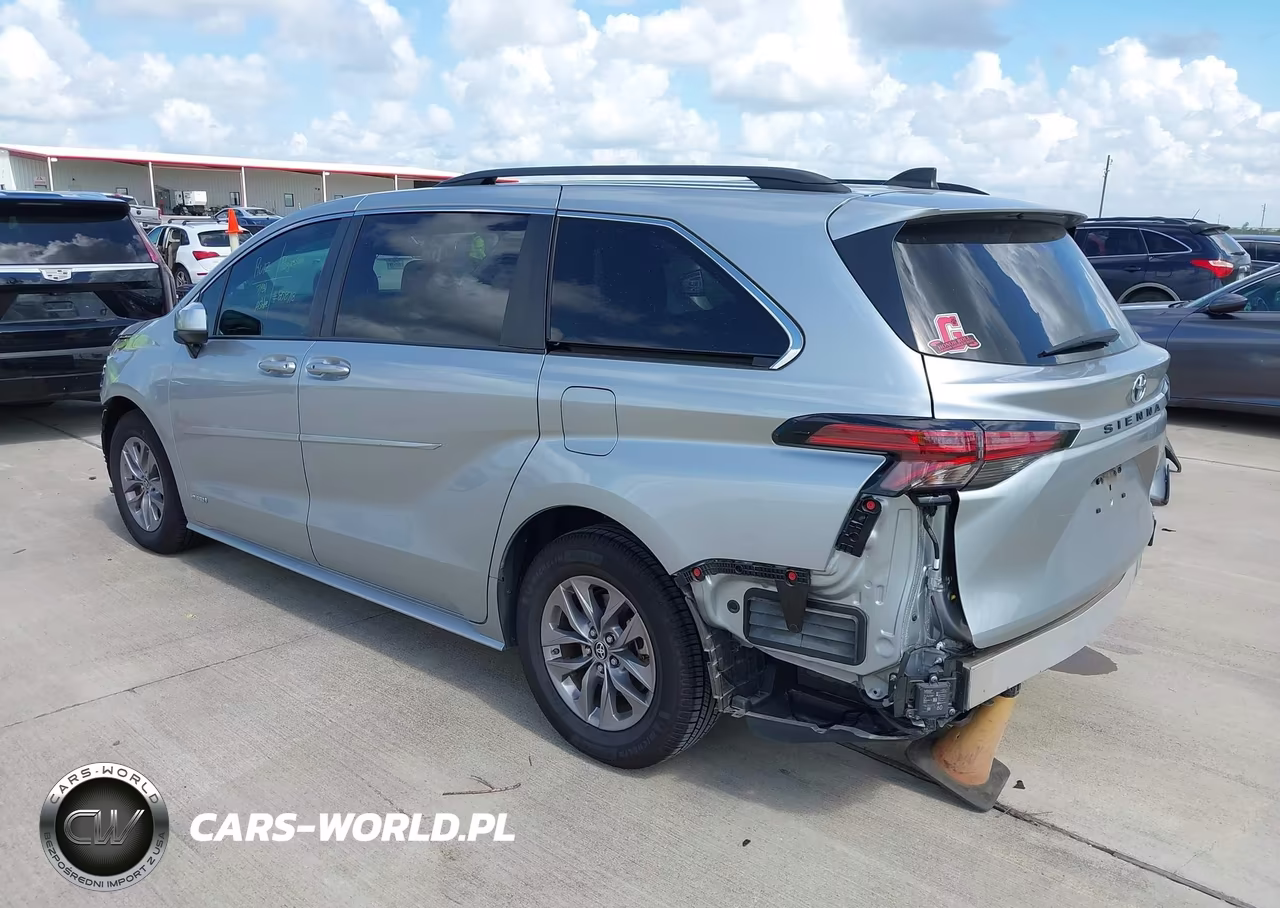 2021 Toyota Sienna Le VIN:5TDKRKEC3MS037141 - 3