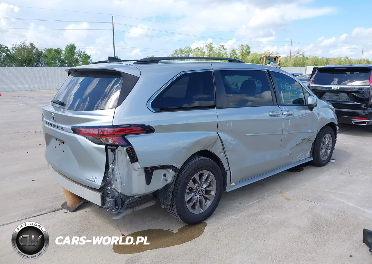 2021 Toyota Sienna Le VIN:5TDKRKEC3MS037141 - 4